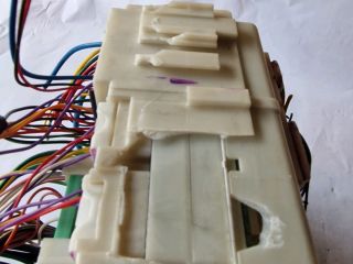 bontott TOYOTA PRIUS Biztosítéktábla Utastér