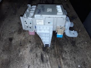 bontott TOYOTA PRIUS Biztosítéktábla Utastér