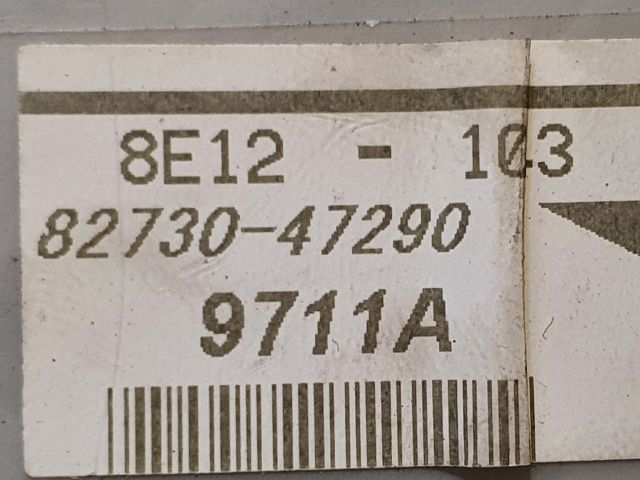 bontott TOYOTA PRIUS Biztosítéktábla Utastér