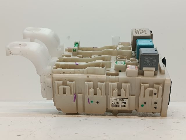 bontott TOYOTA PRIUS Biztosítéktábla Utastér