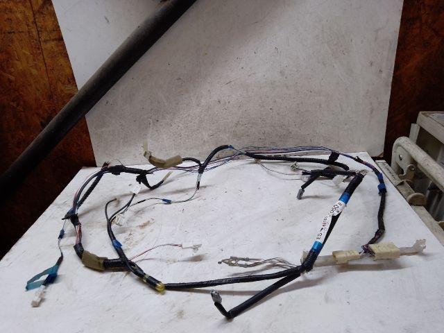 bontott TOYOTA PRIUS Csomagtérajtó Kábelköteg