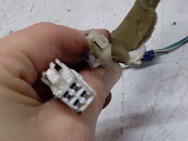 bontott TOYOTA PRIUS Csomagtérajtó Kábelköteg