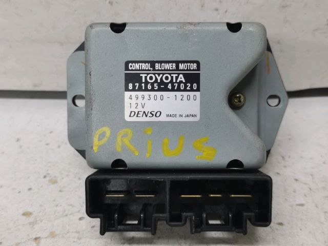 bontott TOYOTA PRIUS Előtét Ellenállás Fűtőmotor