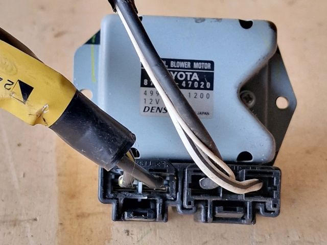 bontott TOYOTA PRIUS Előtét Ellenállás Fűtőmotor