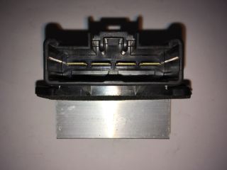 bontott TOYOTA PRIUS Előtét Ellenállás Hűtőventilátor