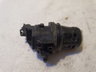 bontott TOYOTA PRIUS Első Ablakmosó Szivattyú