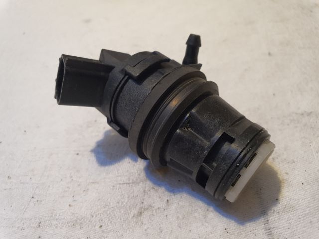 bontott TOYOTA PRIUS Első Ablakmosó Szivattyú