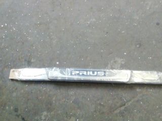 bontott TOYOTA PRIUS Első Küszöb Díszléc