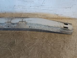 bontott TOYOTA PRIUS Első Lökhárító Merevítő (Fém)