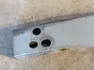 bontott TOYOTA PRIUS Első Lökhárító Merevítő (Fém)