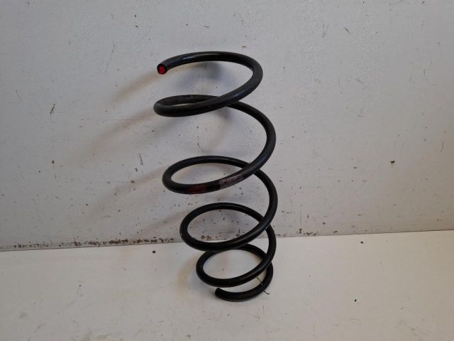 bontott TOYOTA PRIUS Első Rugó