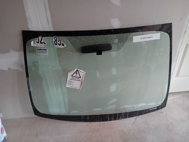 bontott TOYOTA PRIUS Első Szélvédő