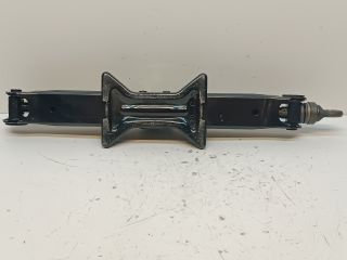 bontott TOYOTA PRIUS Emelő