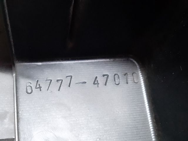 bontott TOYOTA PRIUS Emelő