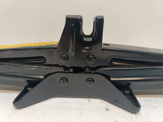 bontott TOYOTA PRIUS Emelő