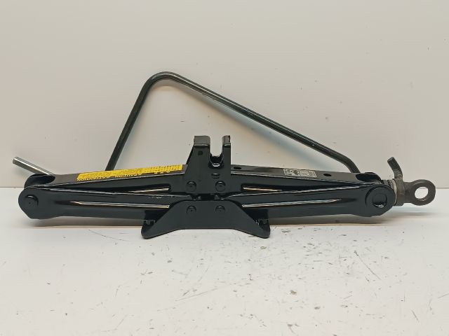 bontott TOYOTA PRIUS Emelő