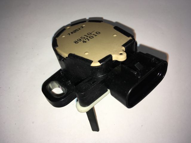 bontott TOYOTA PRIUS Fék Pedál Kapcsoló