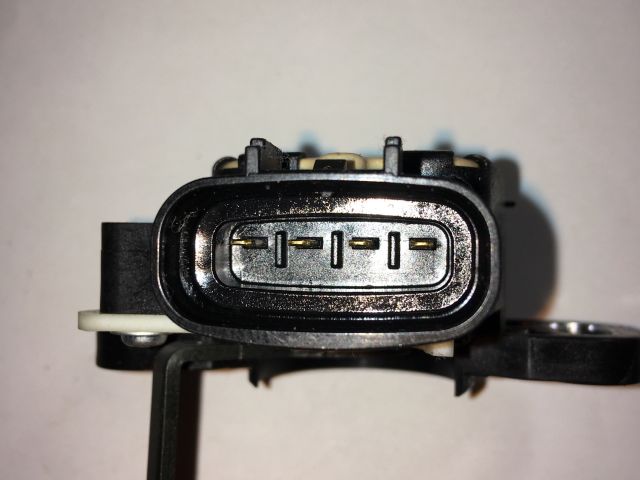 bontott TOYOTA PRIUS Fék Pedál Kapcsoló