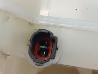 bontott TOYOTA PRIUS Fékfolyadék Tartály