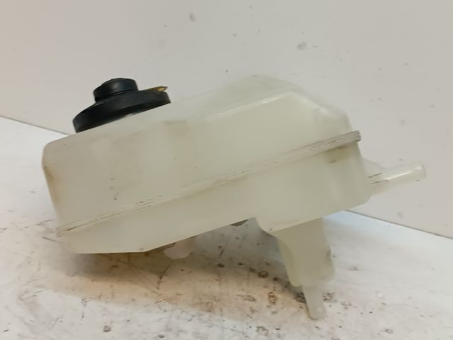 bontott TOYOTA PRIUS Fékfolyadék Tartály