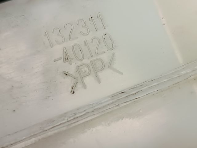 bontott TOYOTA PRIUS Fékfolyadék Tartály