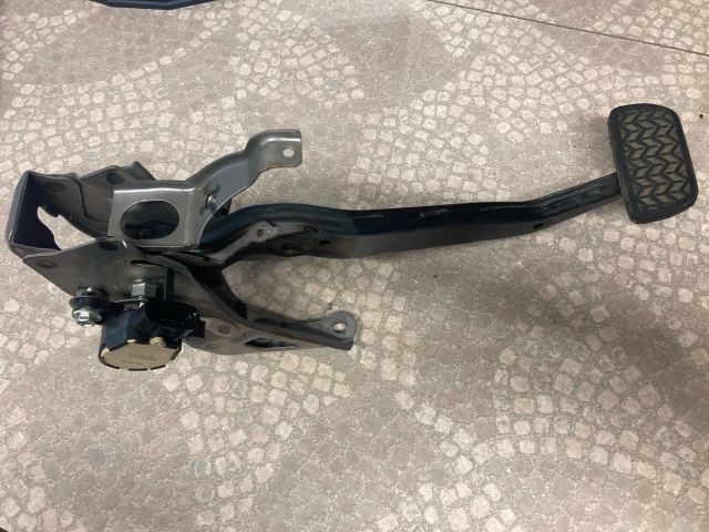 bontott TOYOTA PRIUS Fékpedál