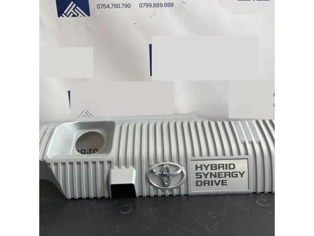 bontott TOYOTA PRIUS Felső Hűtőburkolat