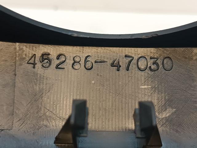 bontott TOYOTA PRIUS Felső Kormányoszlop Burkolat