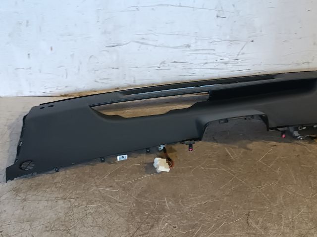 bontott TOYOTA PRIUS Felső Műszerfal Burkolat