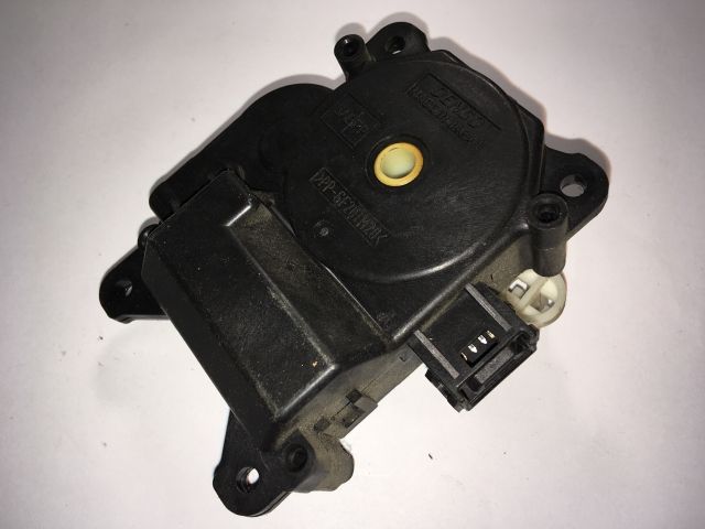 bontott TOYOTA PRIUS Fűtés Állító Motor