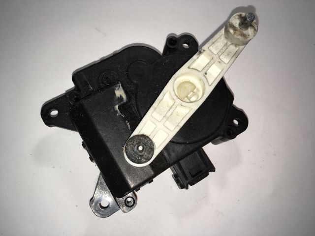 bontott TOYOTA PRIUS Fűtés Állító Motor