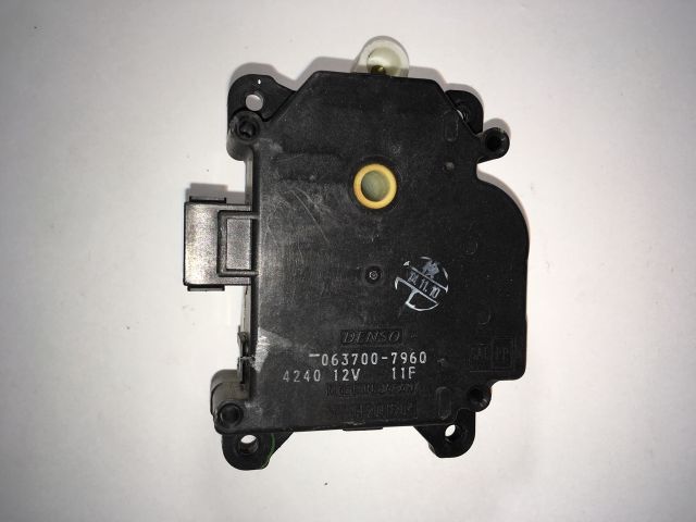 bontott TOYOTA PRIUS Fűtés Állító Motor