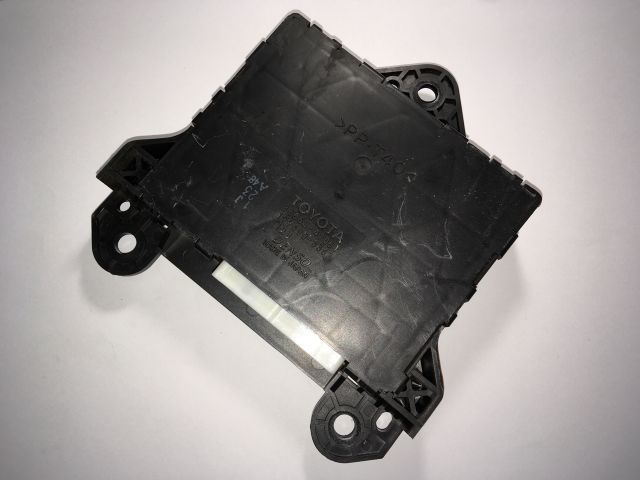 bontott TOYOTA PRIUS Fűtés Vezérlő Modul