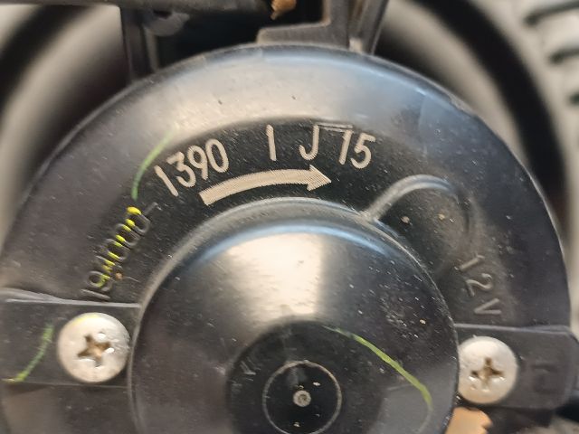 bontott TOYOTA PRIUS Fűtőmotor (Klímás)