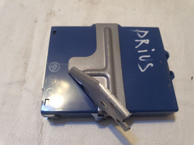 bontott TOYOTA PRIUS Gateway Elektronika