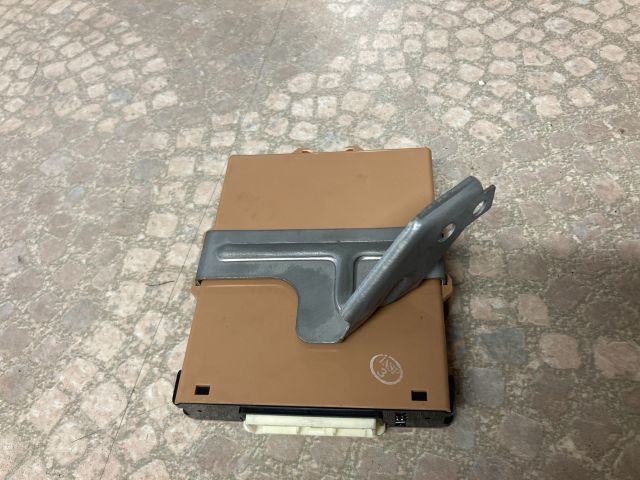 bontott TOYOTA PRIUS Gateway Elektronika