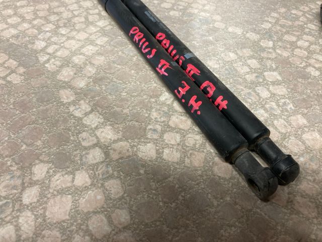 bontott TOYOTA PRIUS Gázrugós Kitámasztó Teleszkóp Pár Csomagtérajtó