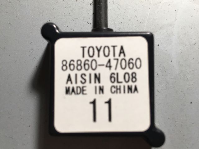 bontott TOYOTA PRIUS GPS Antenna