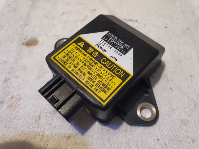 bontott TOYOTA PRIUS Gyorsulás Jeladó