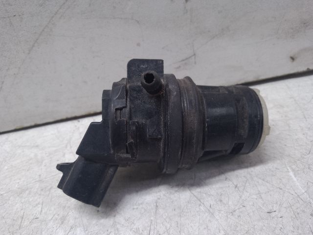 bontott TOYOTA PRIUS Hátsó Ablakmosó Szivattyú