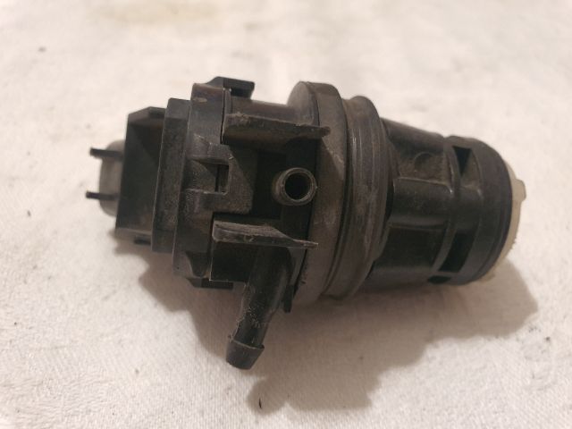 bontott TOYOTA PRIUS Hátsó Ablakmosó Szivattyú