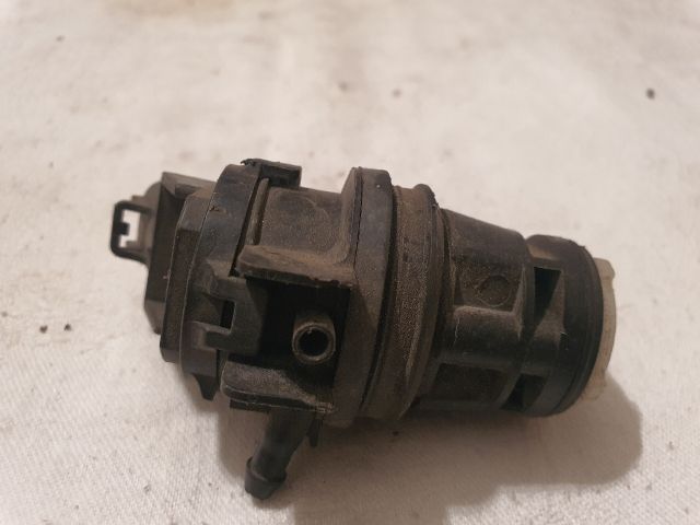 bontott TOYOTA PRIUS Hátsó Ablakmosó Szivattyú