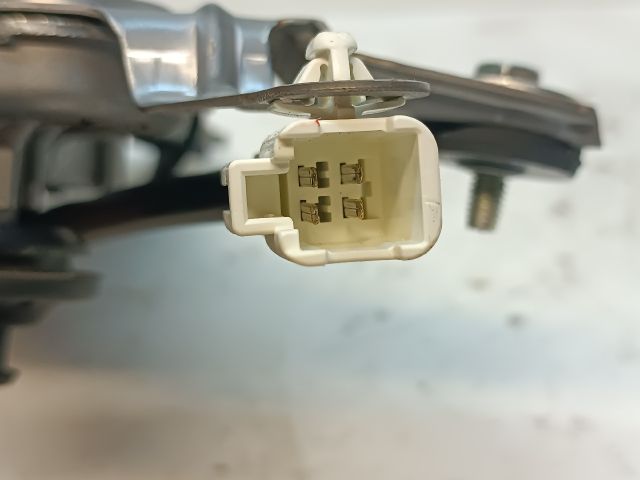 bontott TOYOTA PRIUS Hátsó Ablaktörlő Motor