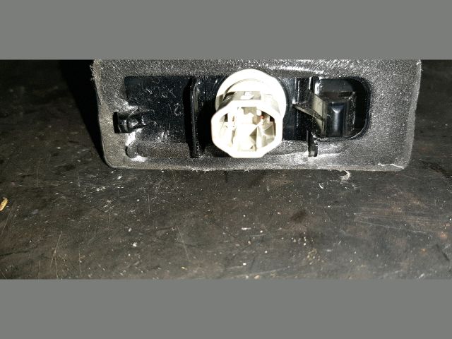 bontott TOYOTA PRIUS Hátsó Rendszámtábla Világítás