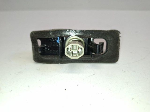 bontott TOYOTA PRIUS Hátsó Rendszámtábla Világítás