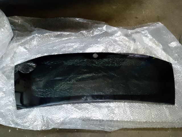 bontott TOYOTA PRIUS Hátsó Szélvédő