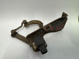 bontott TOYOTA PRIUS Hátsó Xenon Szintszabályzó Jeladó