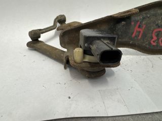 bontott TOYOTA PRIUS Hátsó Xenon Szintszabályzó Jeladó