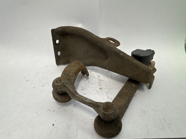 bontott TOYOTA PRIUS Hátsó Xenon Szintszabályzó Jeladó