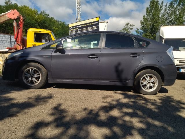 bontott TOYOTA PRIUS Hűtő Ventilátor(ok), Radiátor(ok) Szett